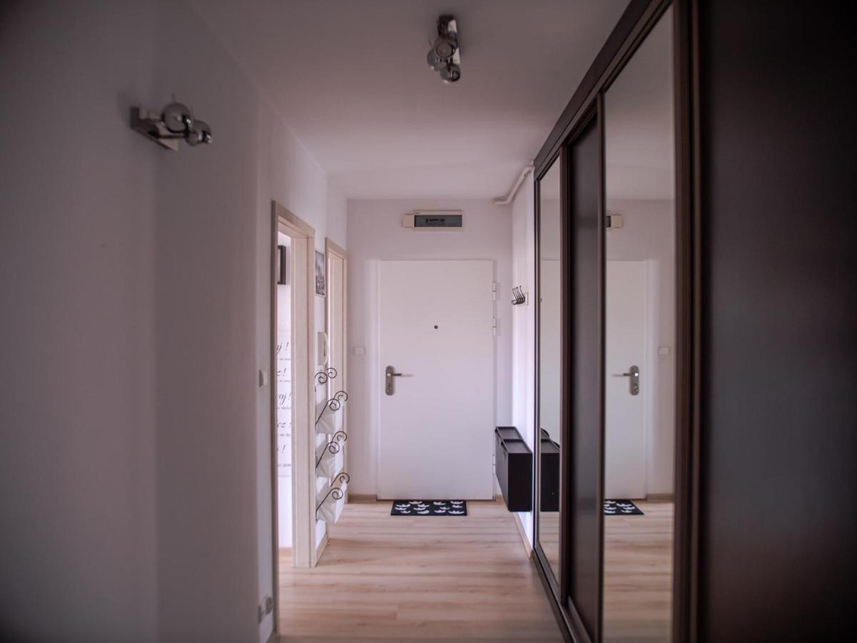 Sdh 2 Radzymin Comfortable Apartment Near Warsaw Buitenkant foto
