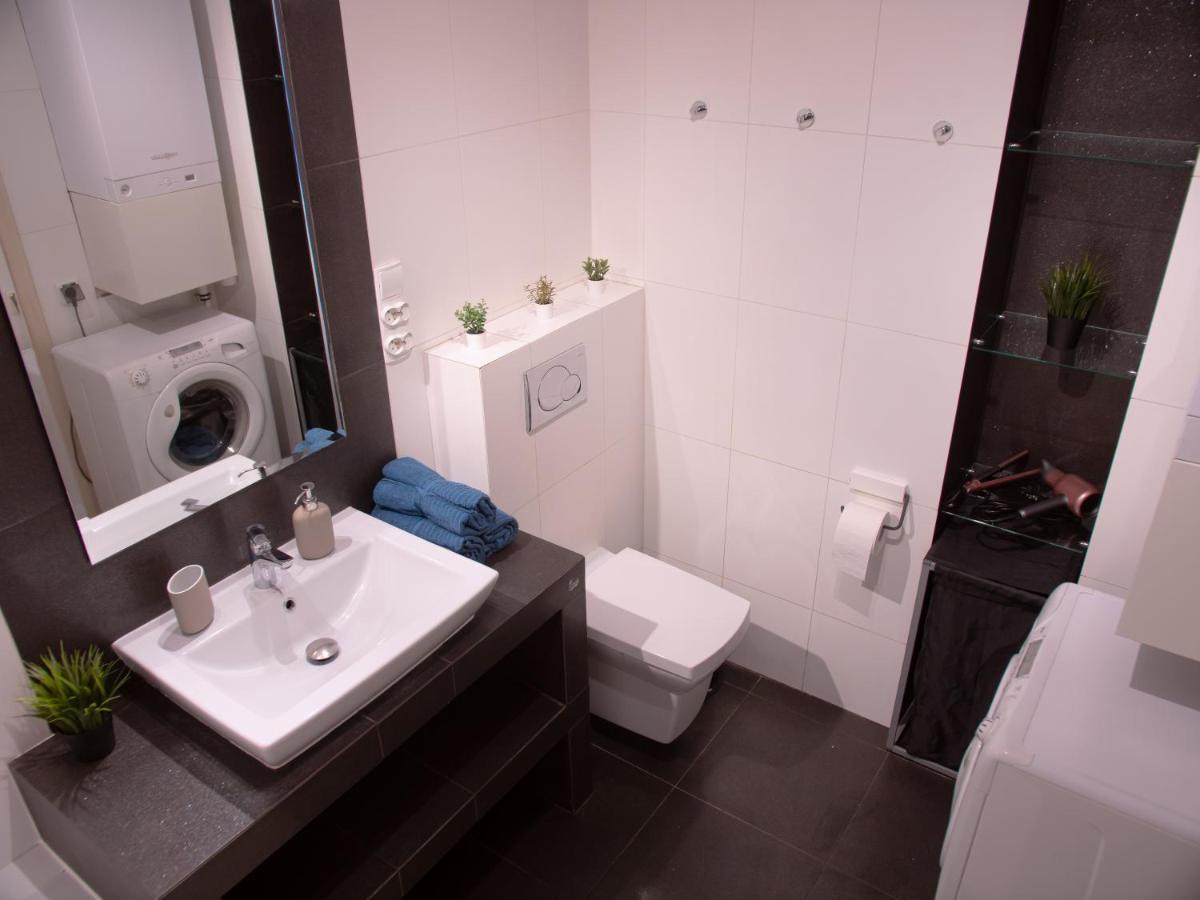 Sdh 2 Radzymin Comfortable Apartment Near Warsaw Buitenkant foto