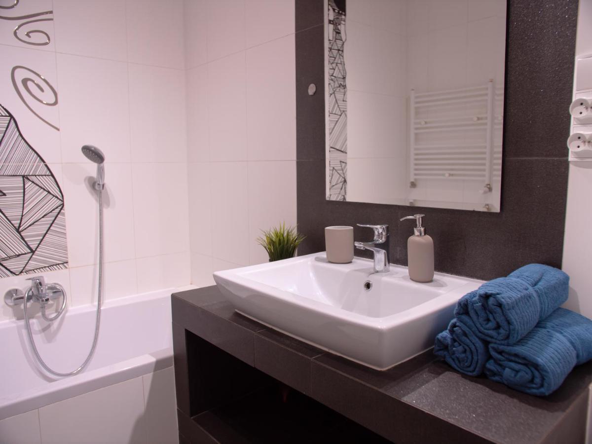 Sdh 2 Radzymin Comfortable Apartment Near Warsaw Buitenkant foto